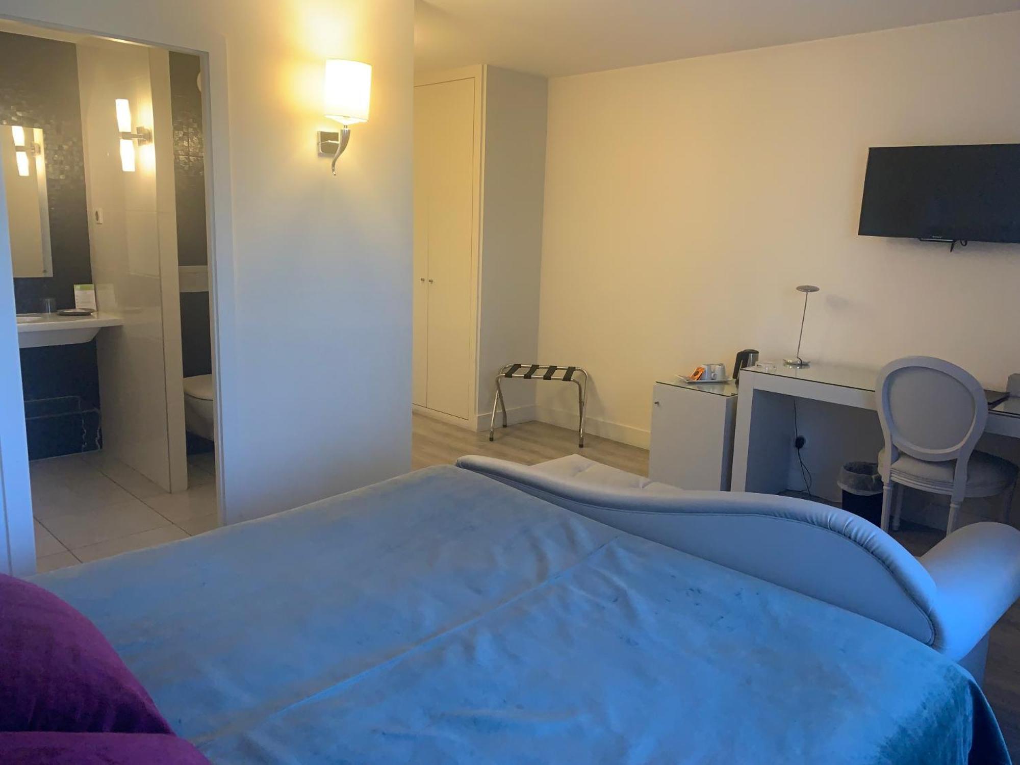 Les Criquets Hotel & Spa Бланкфор Стая снимка